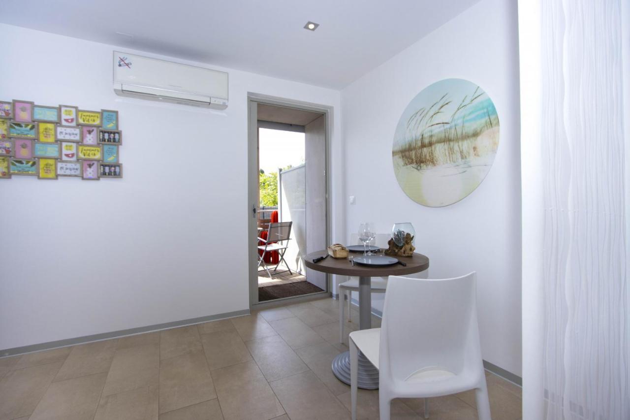 Studio Alon Ideal Pour Vos Vacances Ou Sejours Pros Saint-Cyr-sur-Mer Buitenkant foto